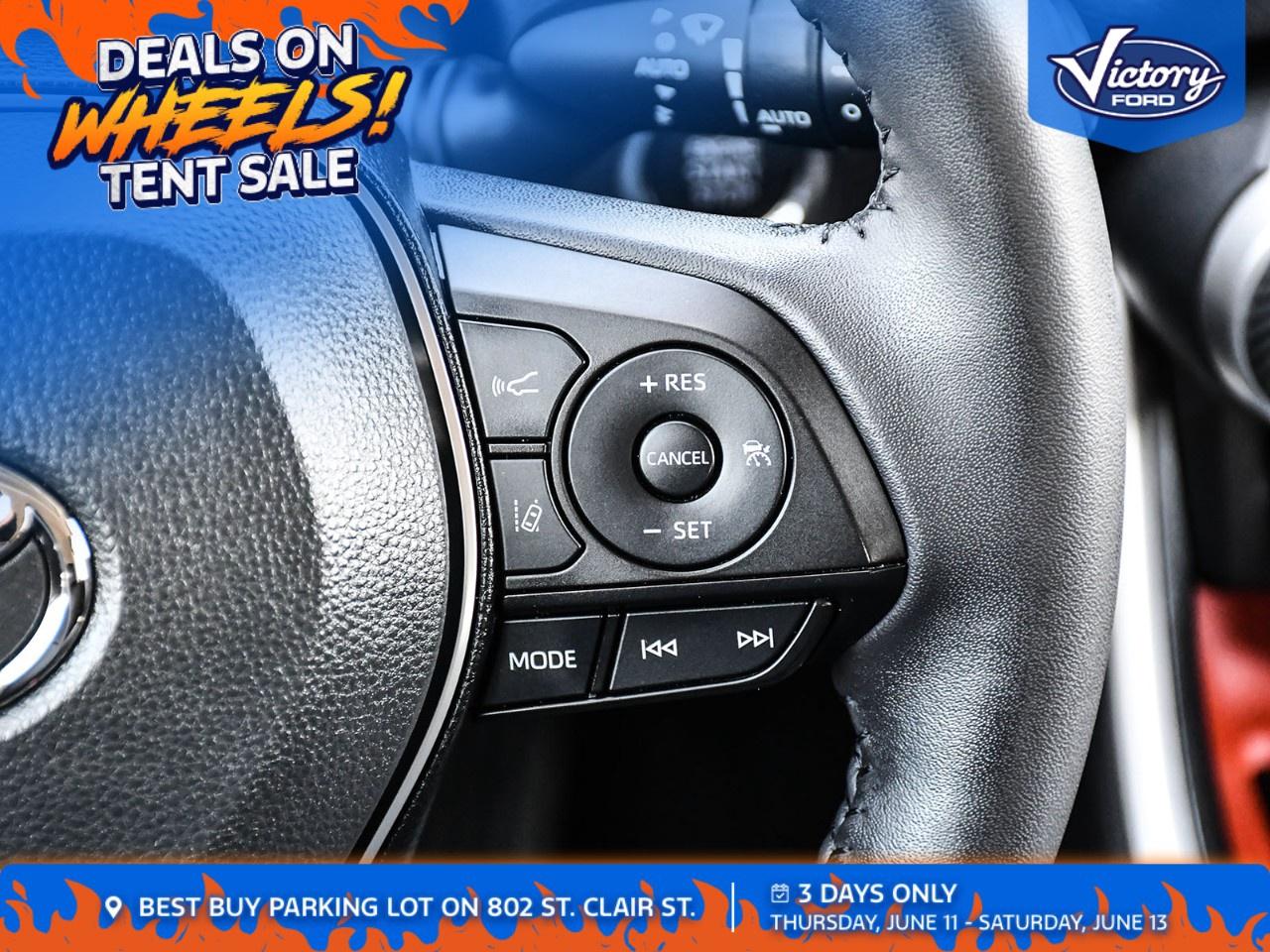 2025 Toyota RAV4 TRAIL AWD Photo