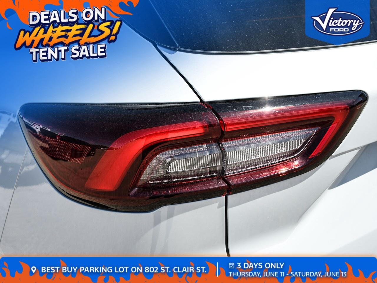 2025 Ford Escape ST-Line AWD Photo