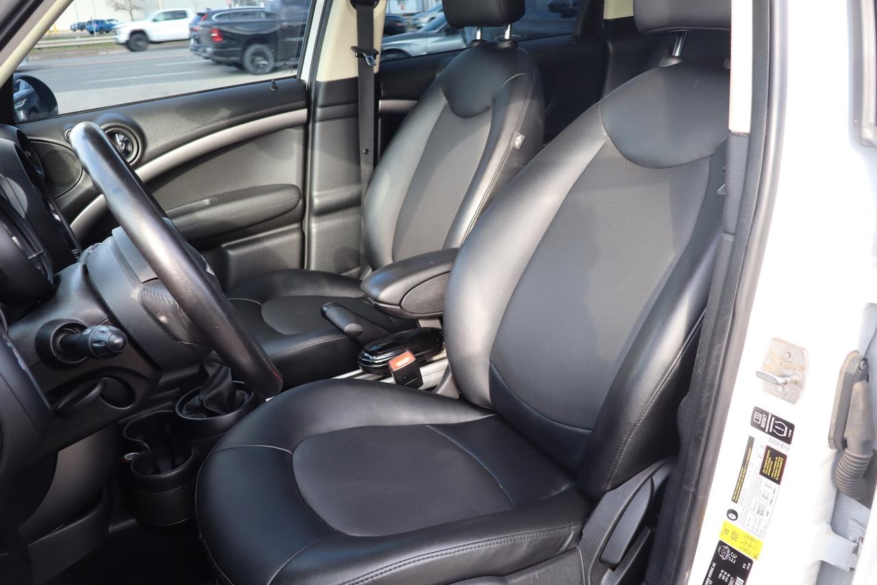 2014 MINI Countryman Manual   6 Speed   Safety Certification Included Photo