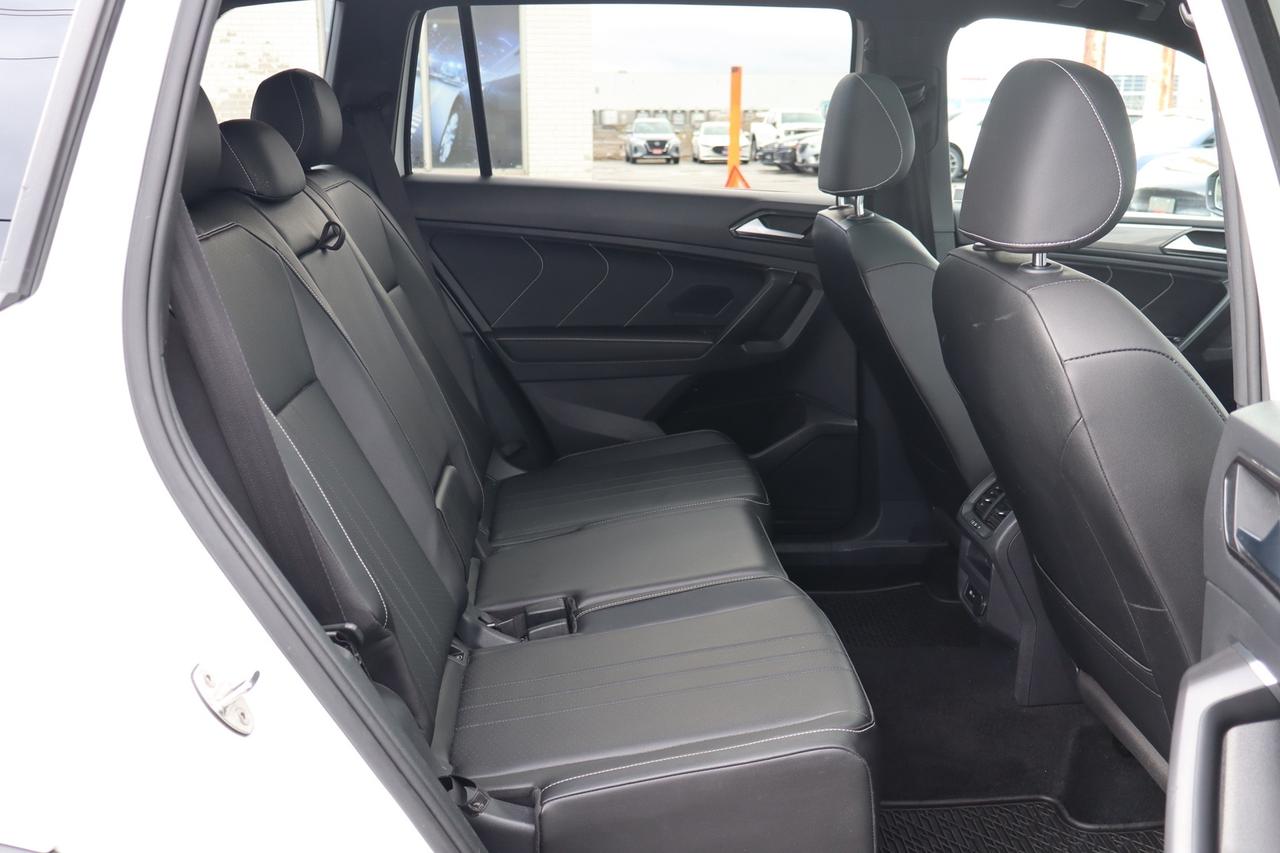 2022 Volkswagen Tiguan Comfortline R-Line Black 4MOTION No Accident Clean Photo