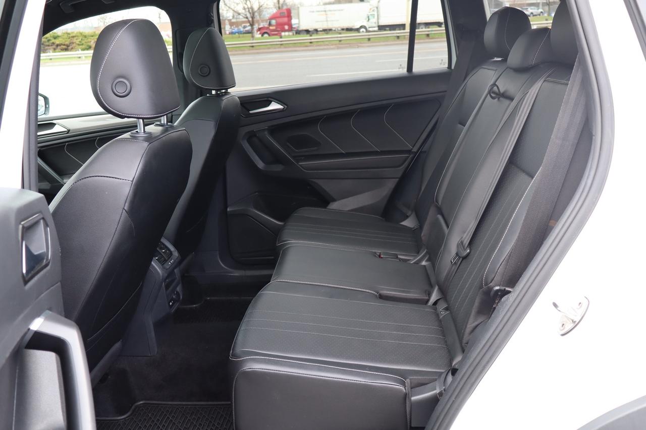 2022 Volkswagen Tiguan Comfortline R-Line Black 4MOTION No Accident Clean Photo