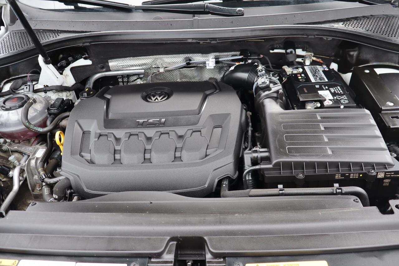 2022 Volkswagen Tiguan Comfortline R-Line Black 4MOTION No Accident Clean Photo