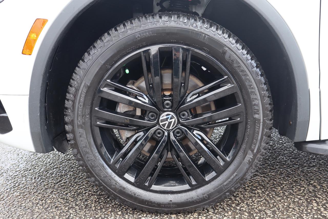 2022 Volkswagen Tiguan Comfortline R-Line Black 4MOTION No Accident Clean Photo
