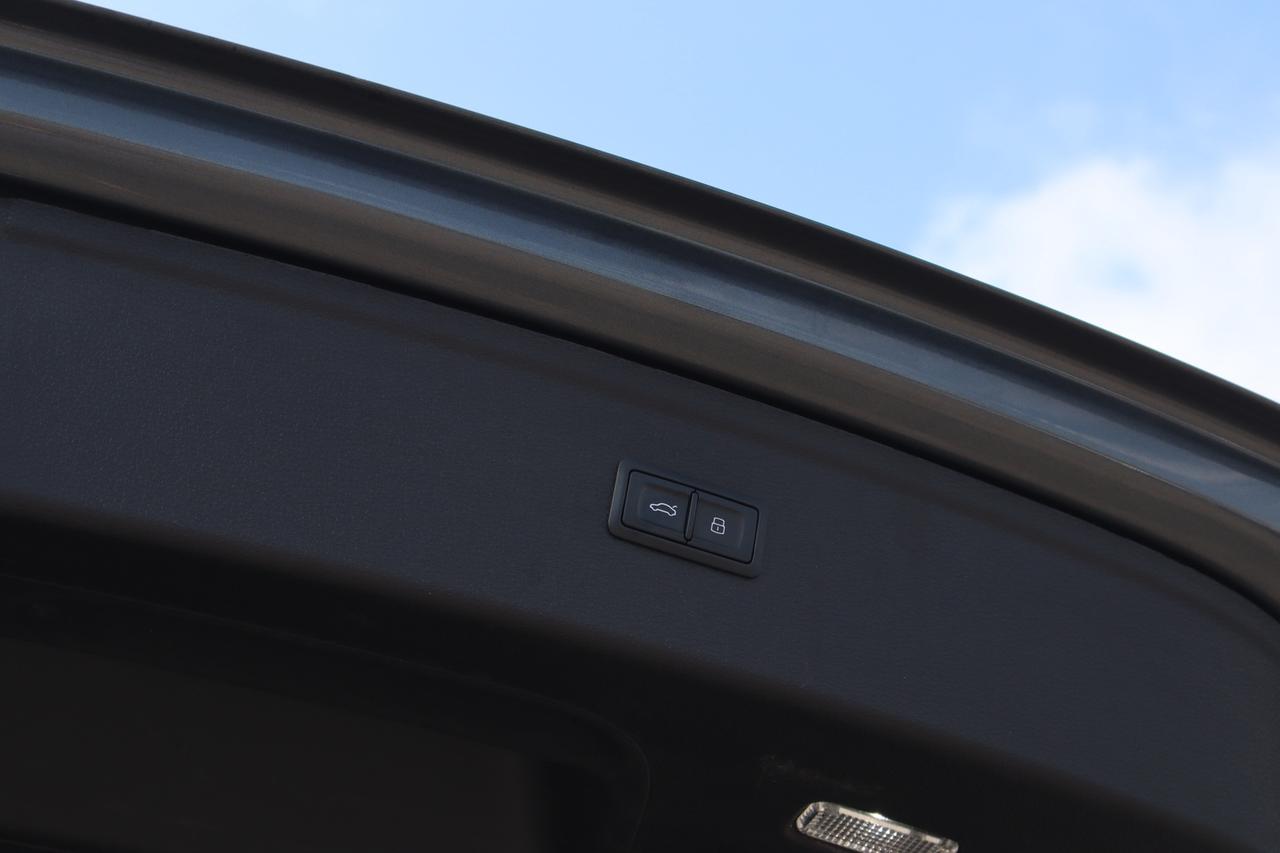 2022 Audi Q5 2.0T Progressiv S-Line   No Accident   Clean Carfa Photo