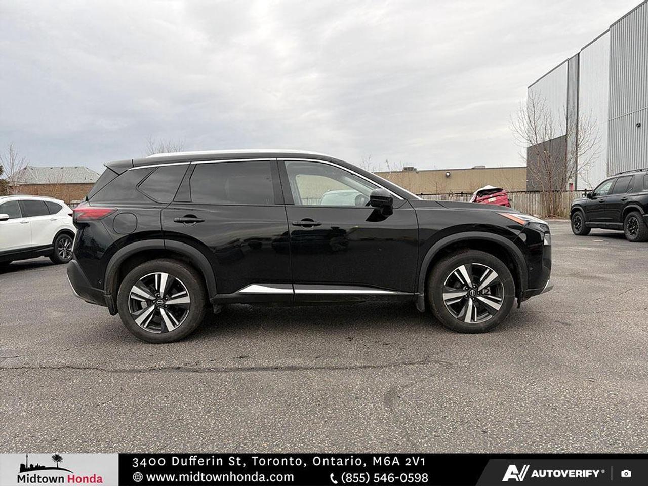 2023 Nissan Rogue AWD Platinum Photo