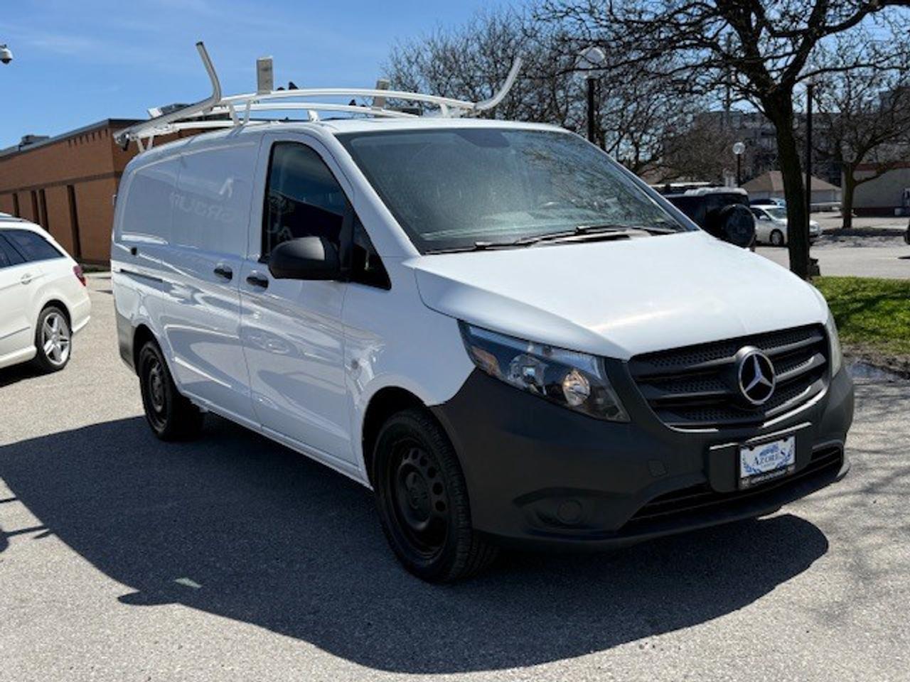 2020 Mercedes-Benz Metris Cargo Van Clean Carfax Certified Divider BCam Low KMs Photo