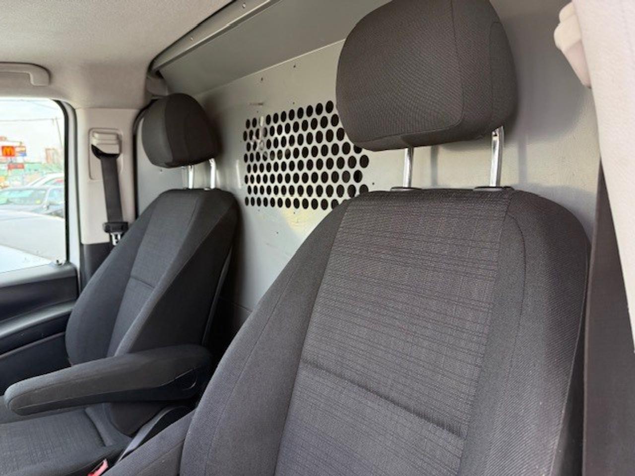 2020 Mercedes-Benz Metris Cargo Van Clean Carfax Certified Divider BCam Low KMs Photo