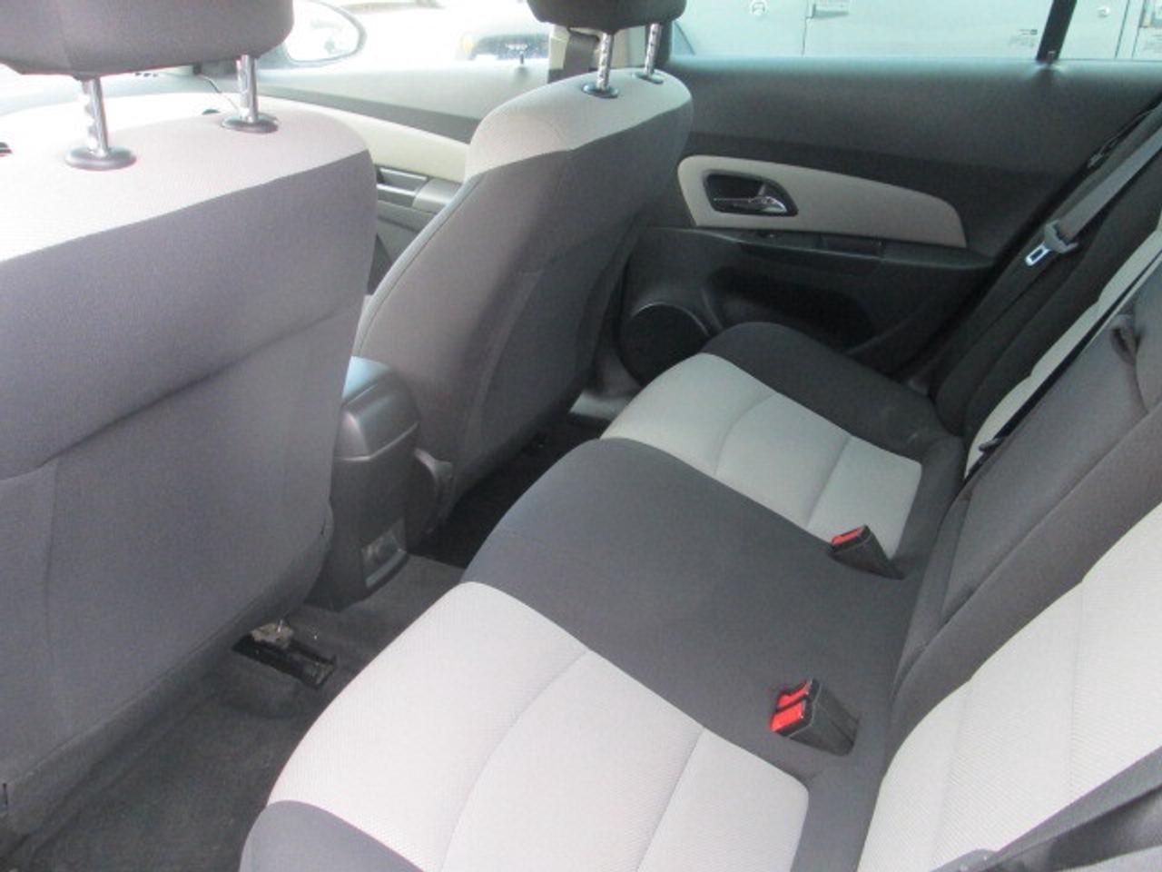 2013 Chevrolet Cruze 4dr Sdn LS w-1SB, Local Trade In, Power Group Photo