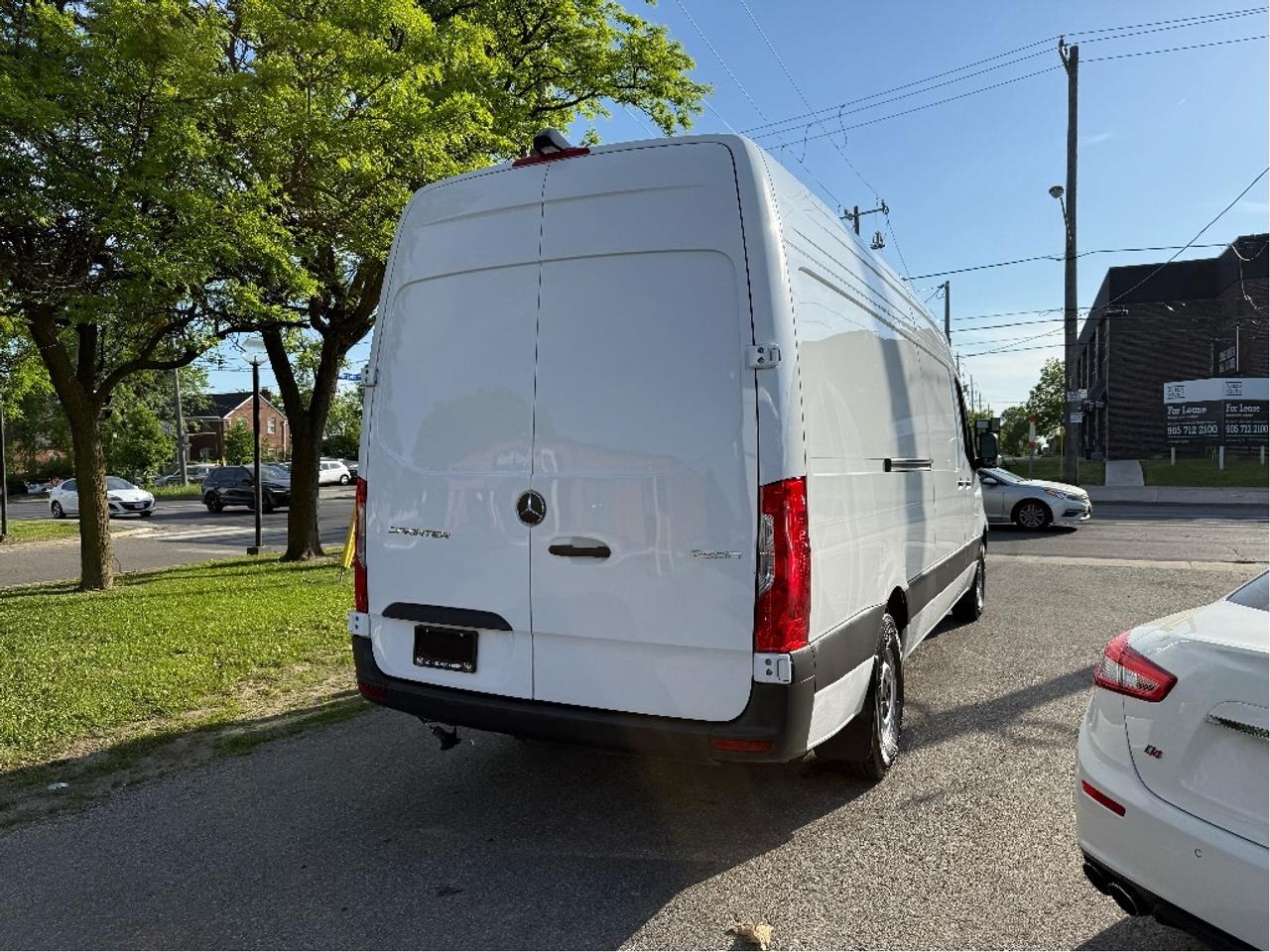 2025 Mercedes-Benz Sprinter Cargo Van 2500 170 LongWheel Base B.Cam Warranty Certified Photo