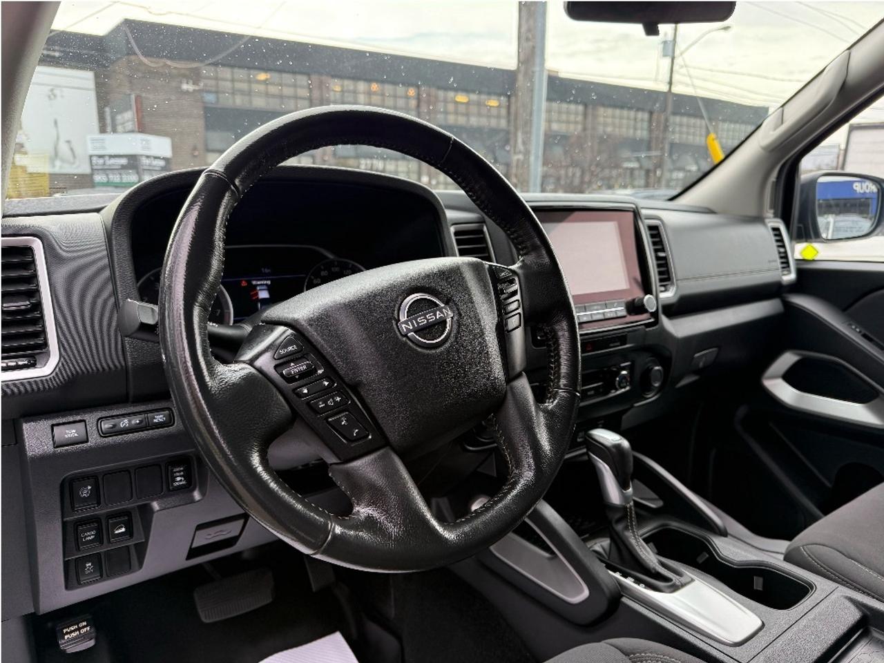 2023 Nissan Frontier SV 4x4 TruckCap CleanCarfax Certified Warranty Photo
