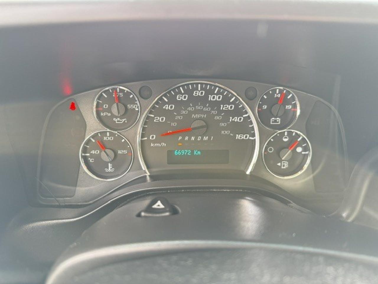 2019 Chevrolet Express 3500 16 Foot Box Roll Off Ramp Certified Low KM Photo