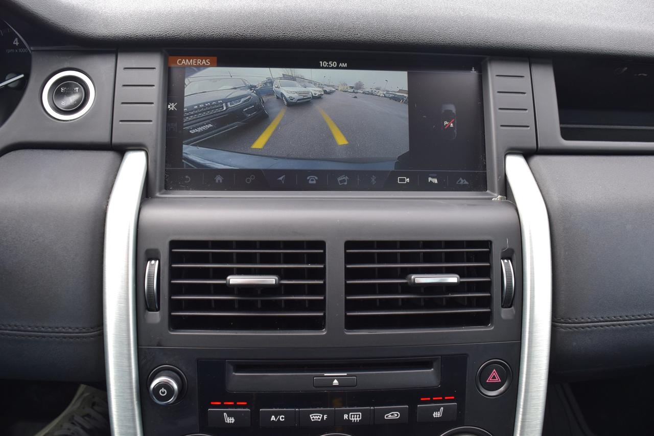 2019 Land Rover Discovery Sport HSE Photo