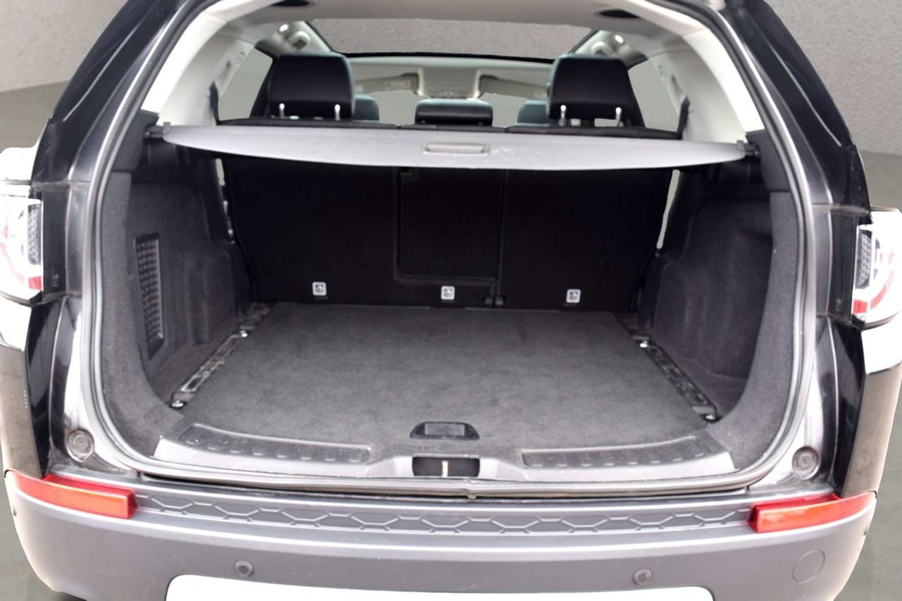 2019 Land Rover Discovery Sport HSE Photo