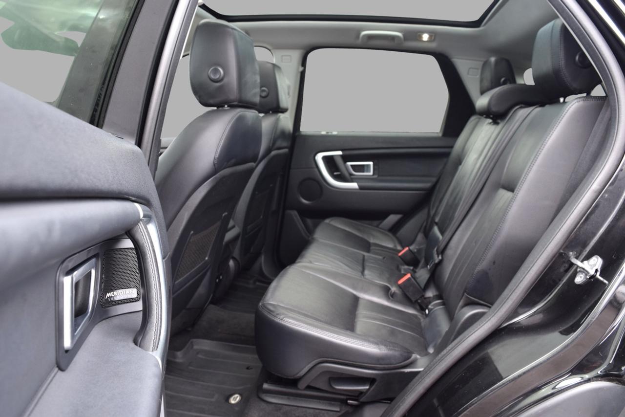 2019 Land Rover Discovery Sport HSE Photo