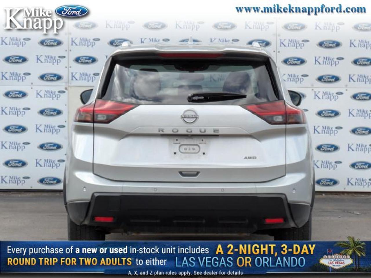 2025 Nissan Rogue SV MOONROOF Photo