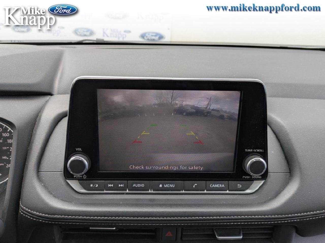 2025 Nissan Rogue SV MOONROOF Photo