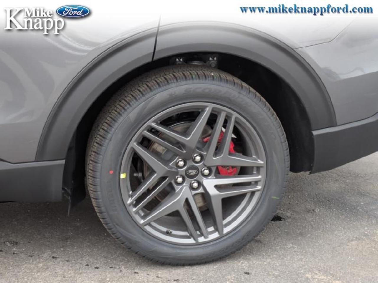 2026 Ford Explorer ST Photo