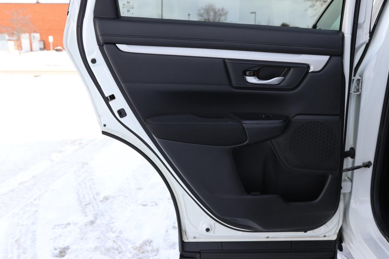 2018 Honda CR-V LX AWD-R STARTER/BACK UP CAM/HEATED SEATS/ BLUETOO Photo