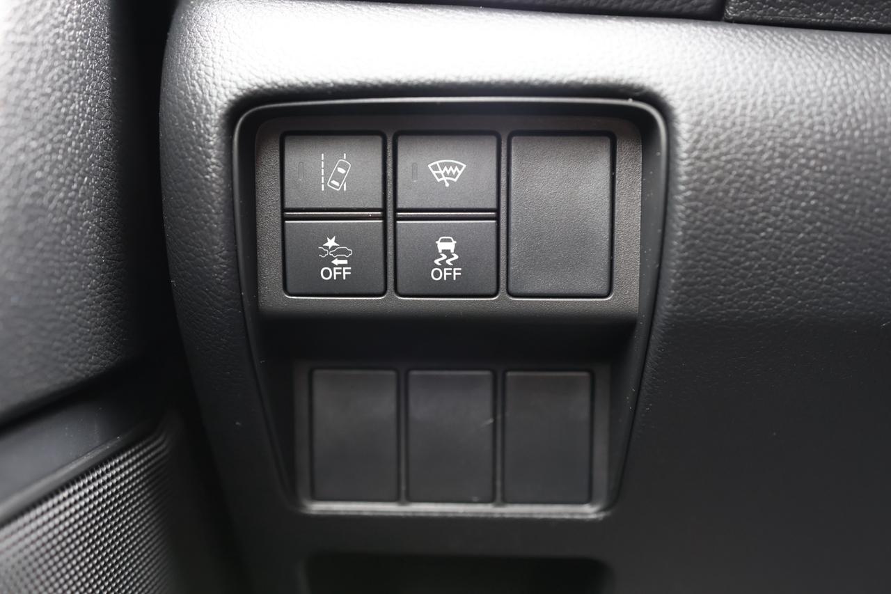 2018 Honda CR-V LX AWD-R STARTER/ADAPT CRUISE/BCAM/P SENSORS/LKA/F Photo