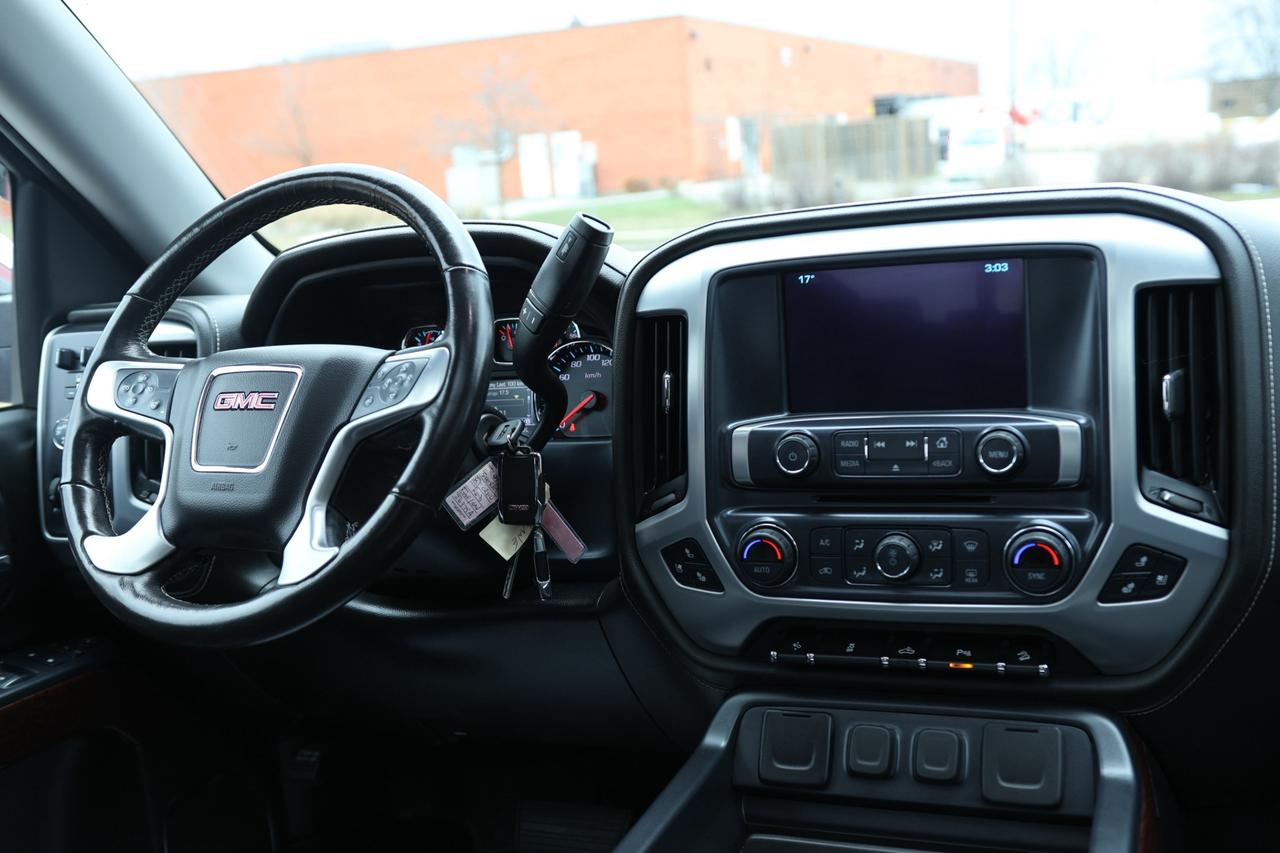 2018 GMC Sierra 1500 SLT-4WD-CREWCAB-R STARTER /NAV/LEATHER/P SEATS/MEM Photo
