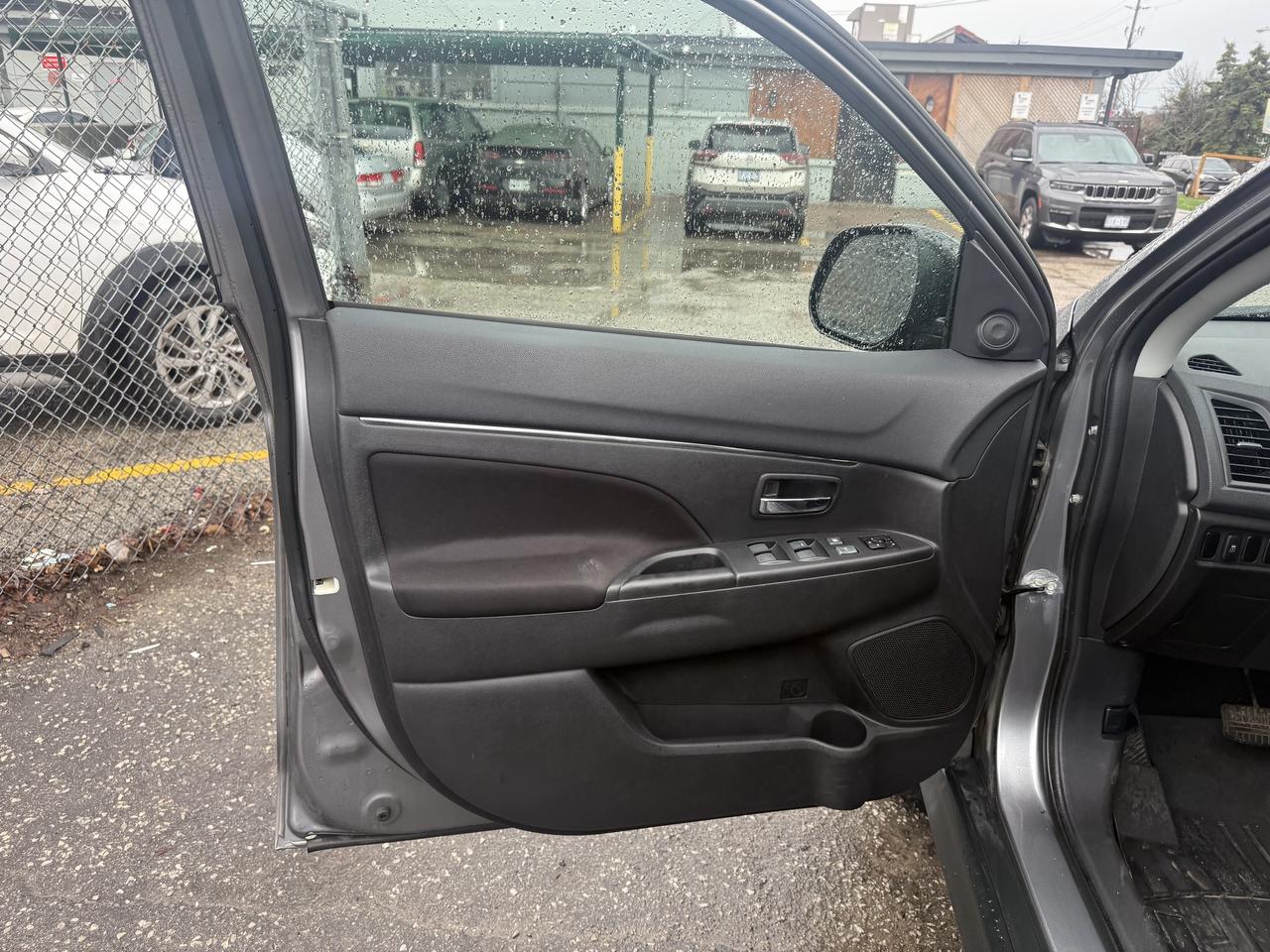 2013 Mitsubishi RVR *** 3 YEAR WARRANTY INCLUDED *** Photo