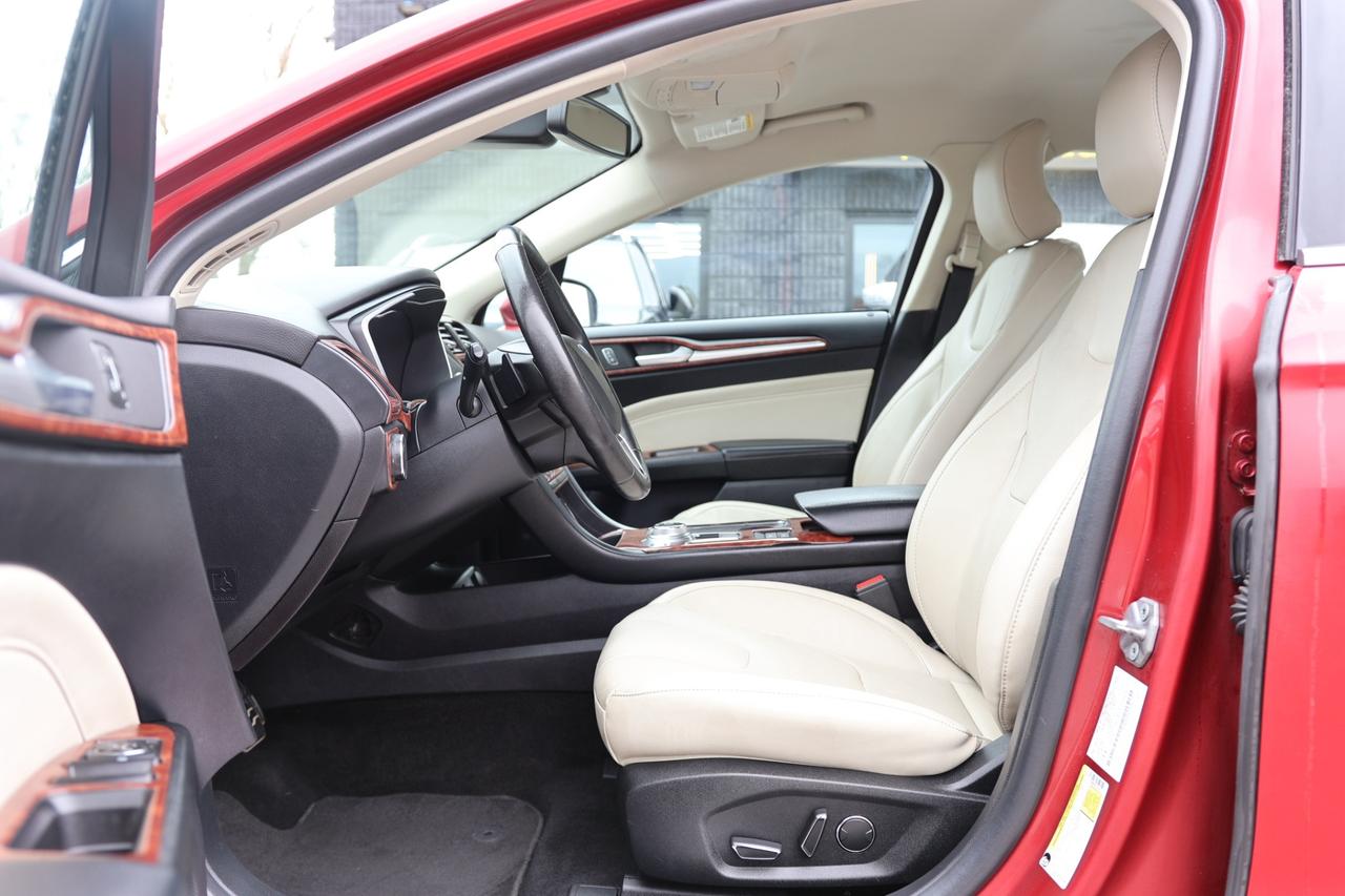 2018 Ford Fusion TITANIUM-AWD-R STARTER/NAV/LEATHER/P SEATS/H&C SEA Photo