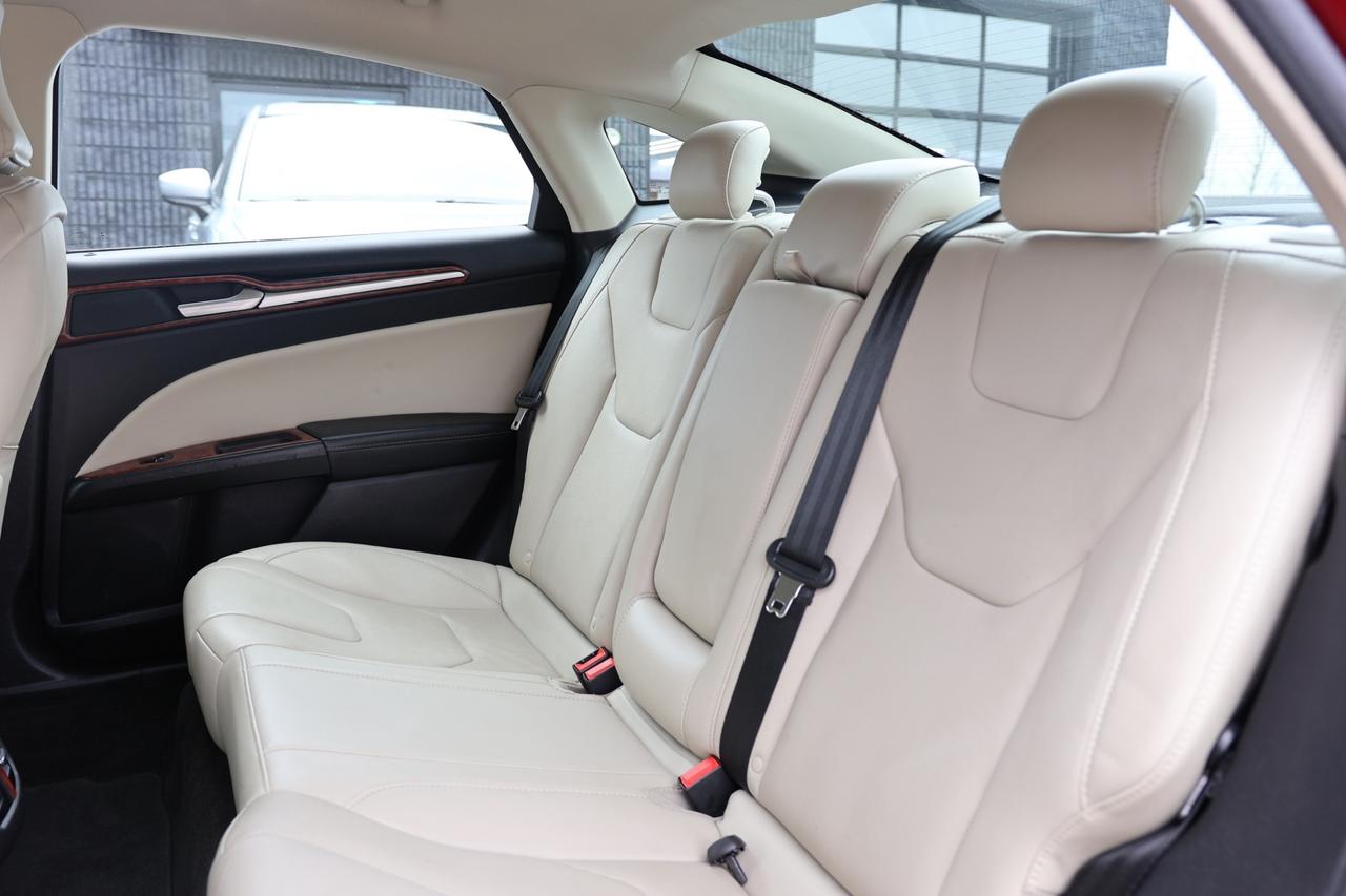 2018 Ford Fusion TITANIUM-AWD-R STARTER/NAV/LEATHER/P SEATS/H&C SEA Photo