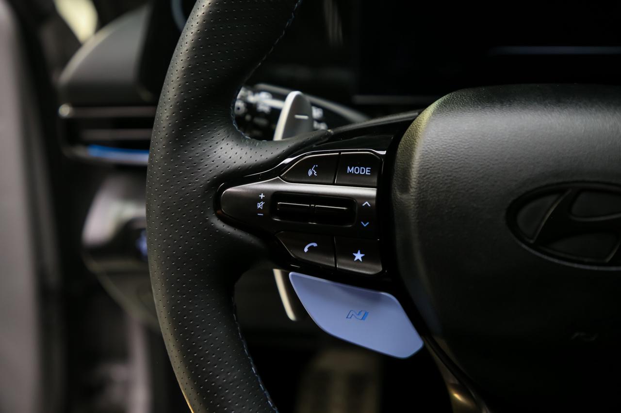 2025 Hyundai Elantra N DCT 276HP 1OWNER NOACCIDENT LOWKM WARRANTY Photo