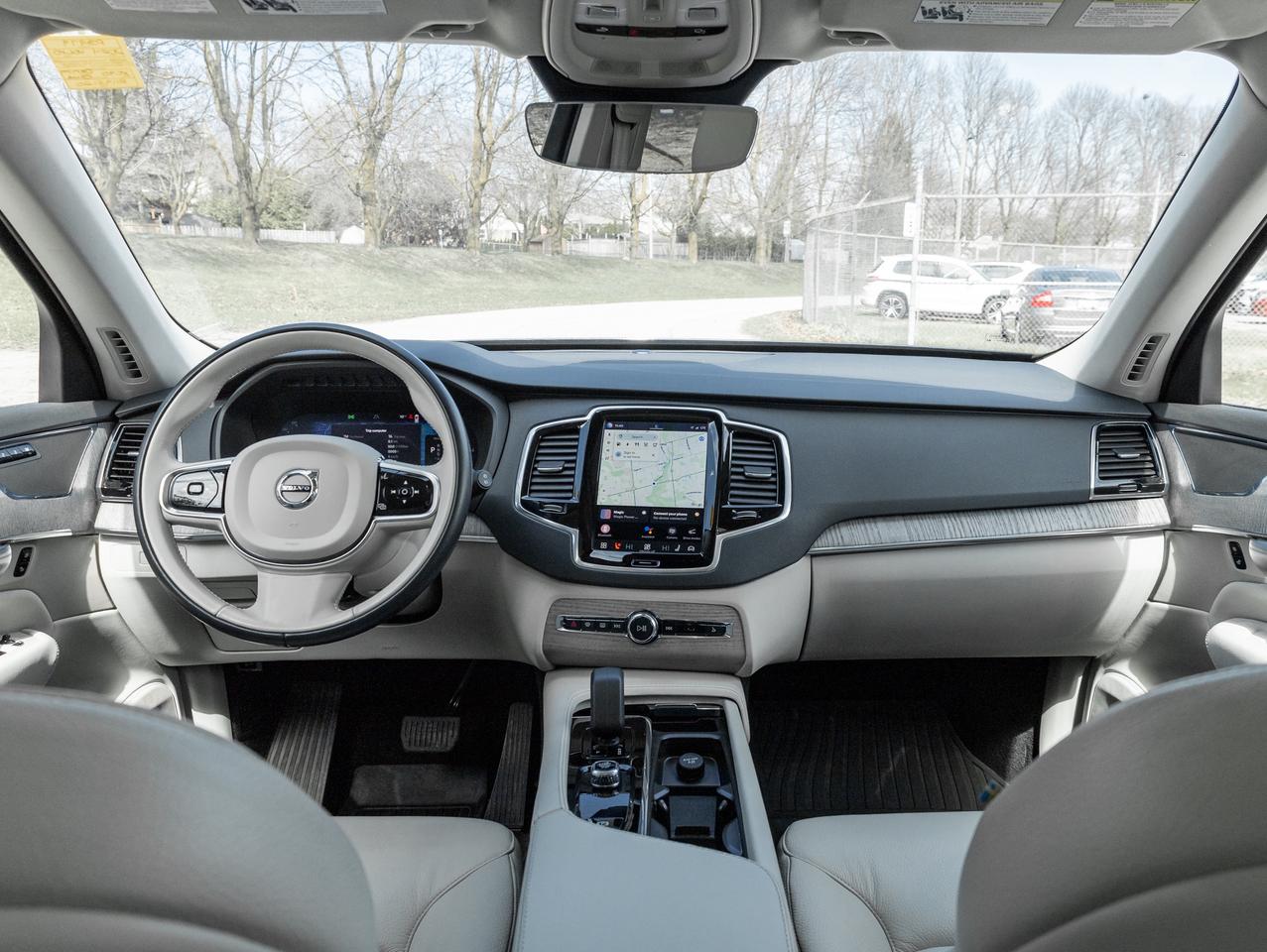 2024 Volvo XC90 Recharge T8 eAWD PLUG IN HYBRID PLUS 7-Seater OFF LEASE CPO Photo