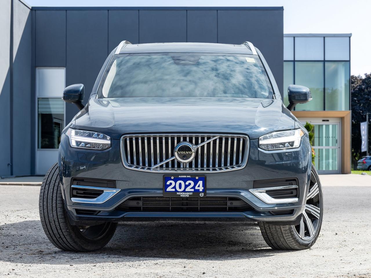 2024 Volvo XC90 Hybrid T8 eAWD PLUG IN HYBRID PLUS 7-Seater OFF LEASE CPO Photo