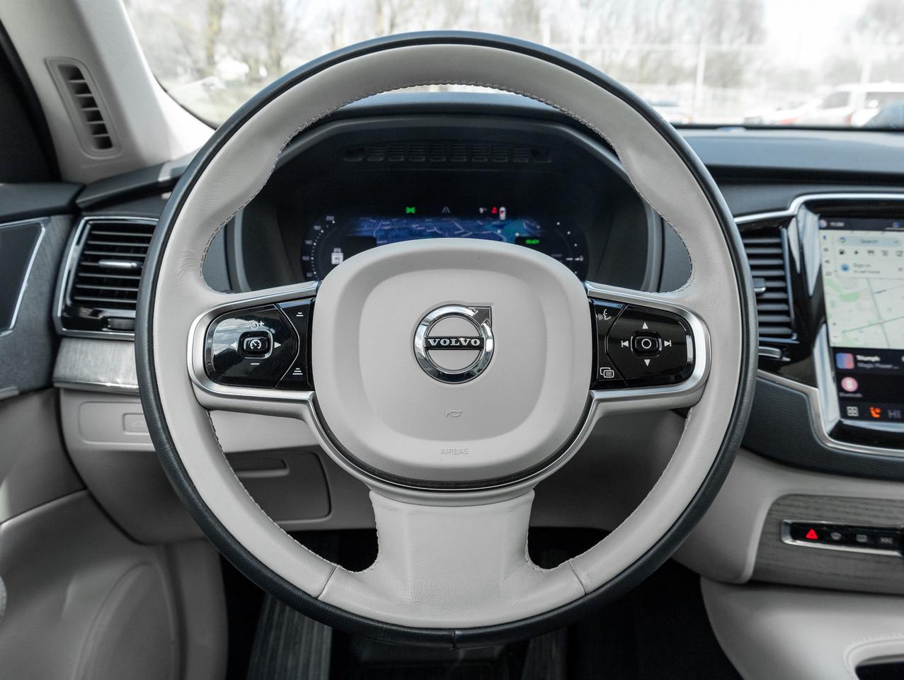 2024 Volvo XC90 Hybrid T8 eAWD PLUG IN HYBRID PLUS 7-Seater OFF LEASE CPO Photo