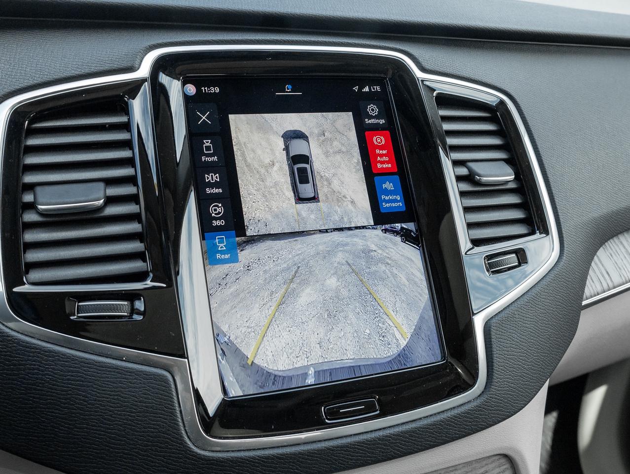2024 Volvo XC90 Hybrid T8 eAWD PLUG IN HYBRID PLUS 7-Seater OFF LEASE CPO Photo