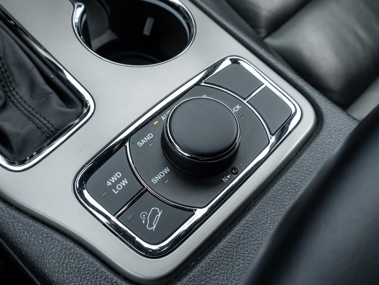 2019 Jeep Grand Cherokee Limited 4x4  TRADE IN  2 SETS OF WHEELS Photo