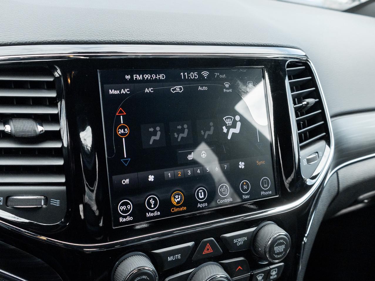 2019 Jeep Grand Cherokee Limited 4x4  TRADE IN  2 SETS OF WHEELS Photo