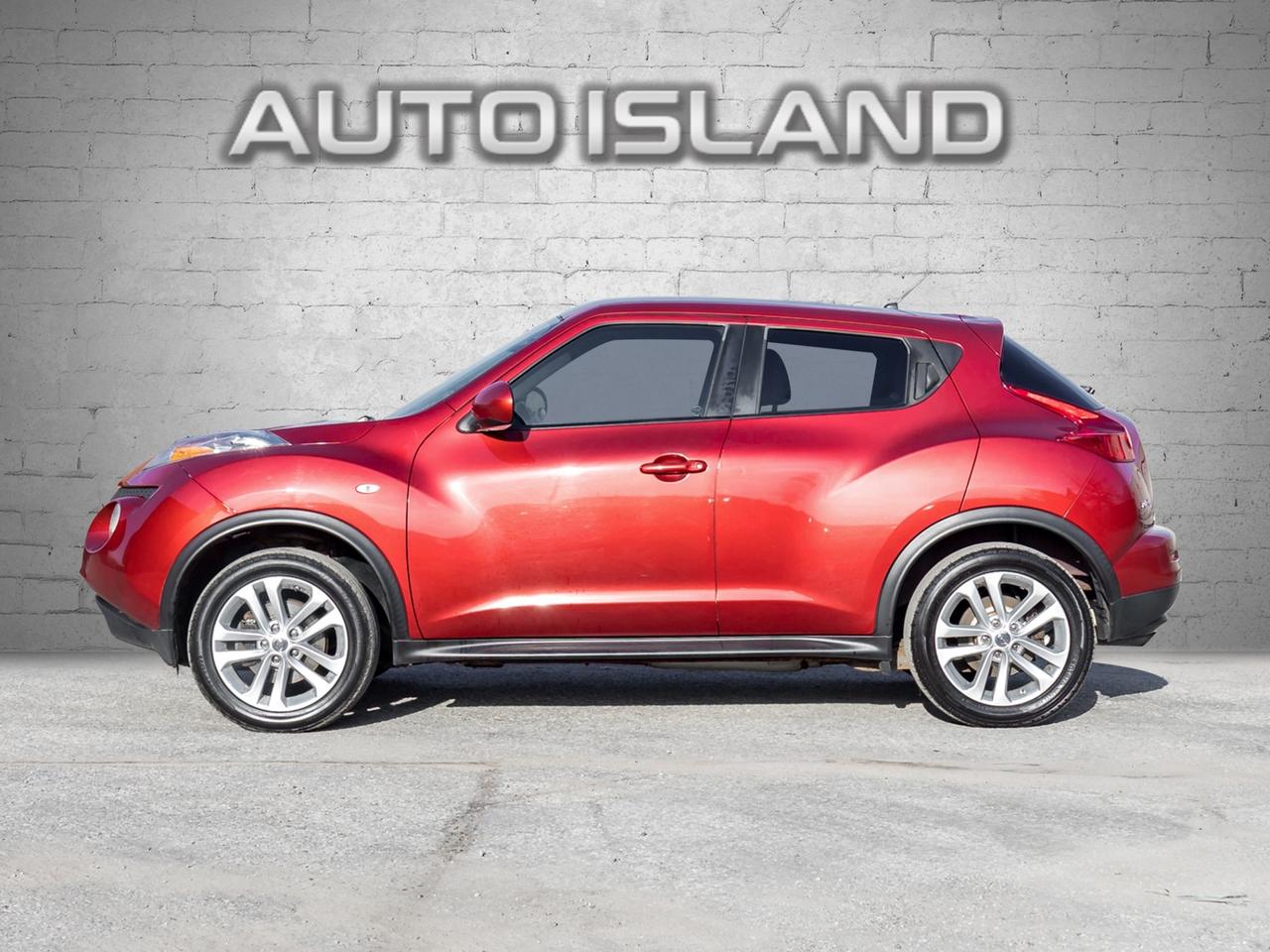 2013 Nissan Juke CVT SV AWD Photo