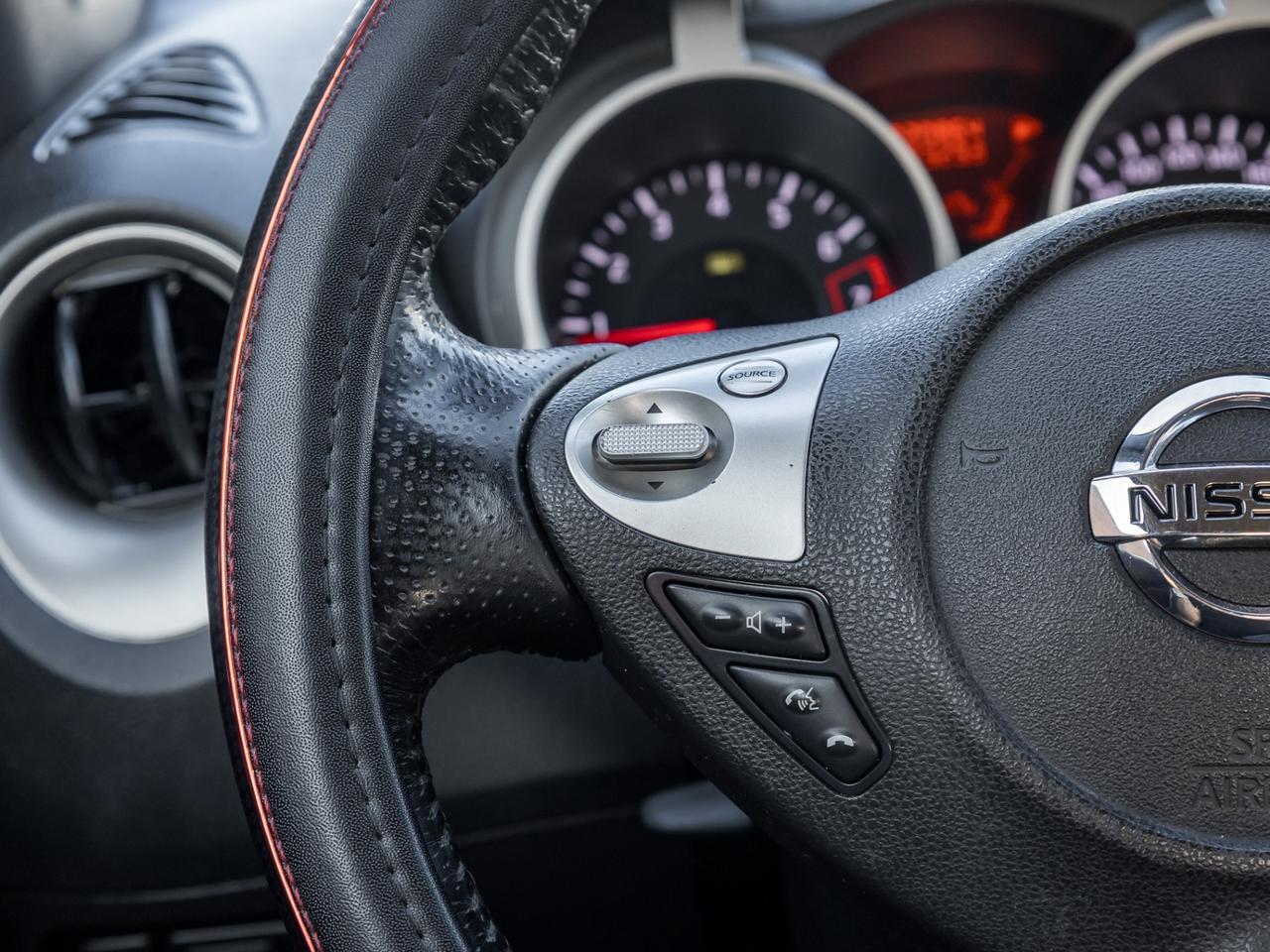 2013 Nissan Juke CVT SV AWD Photo