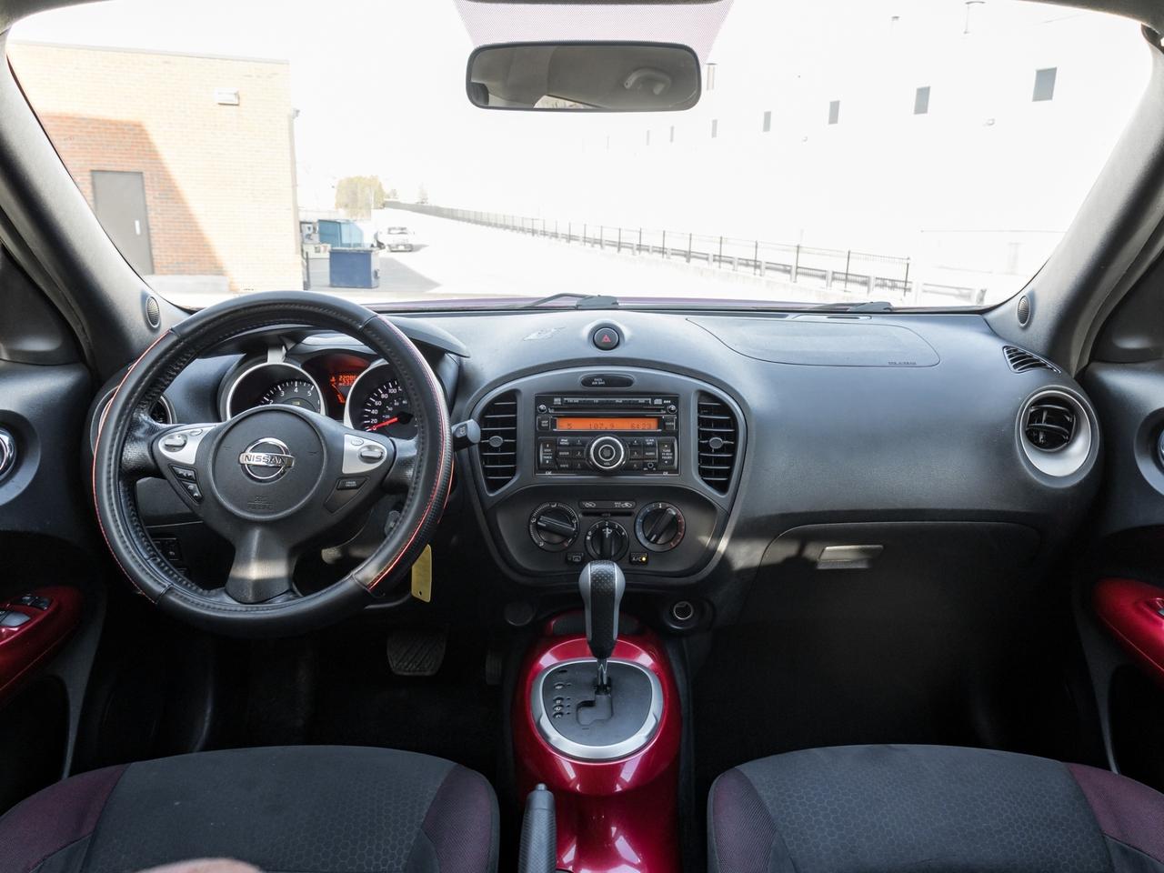 2013 Nissan Juke CVT SV AWD Photo