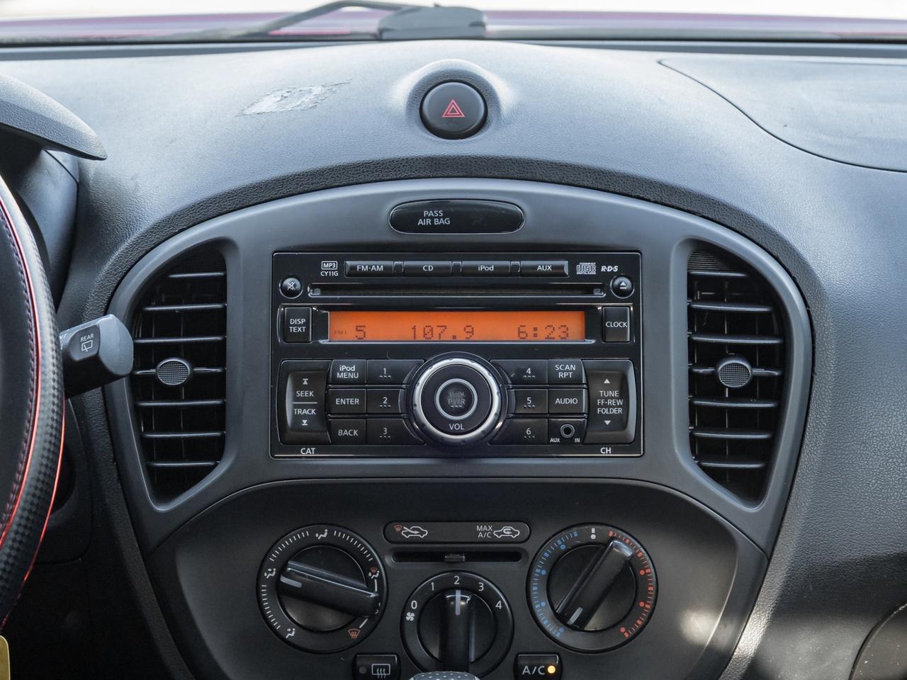2013 Nissan Juke CVT SV AWD Photo