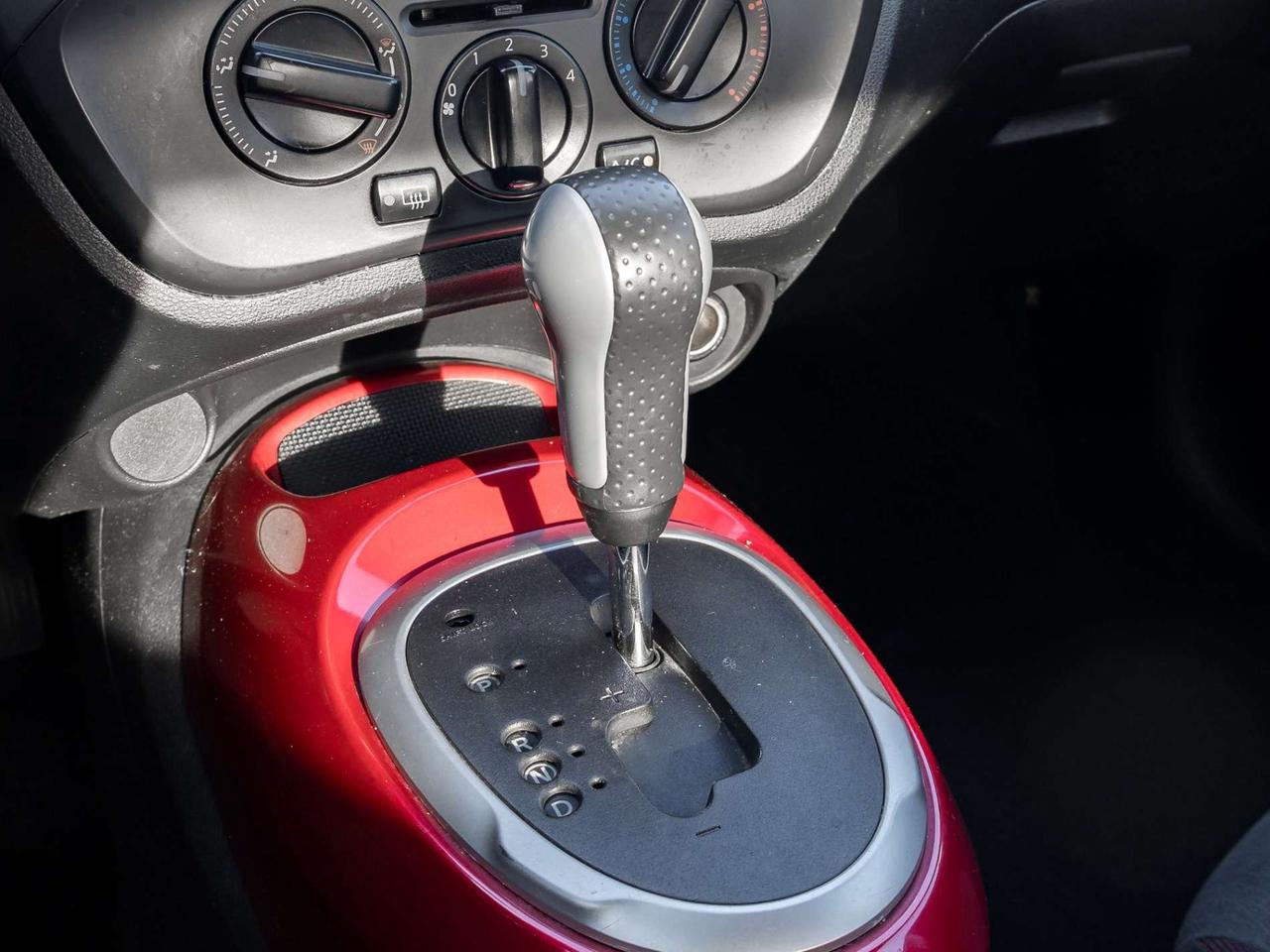 2013 Nissan Juke CVT SV AWD Photo