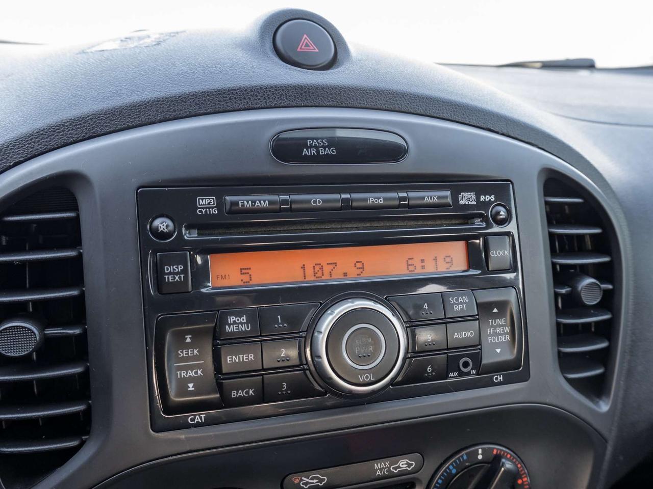 2013 Nissan Juke CVT SV AWD Photo