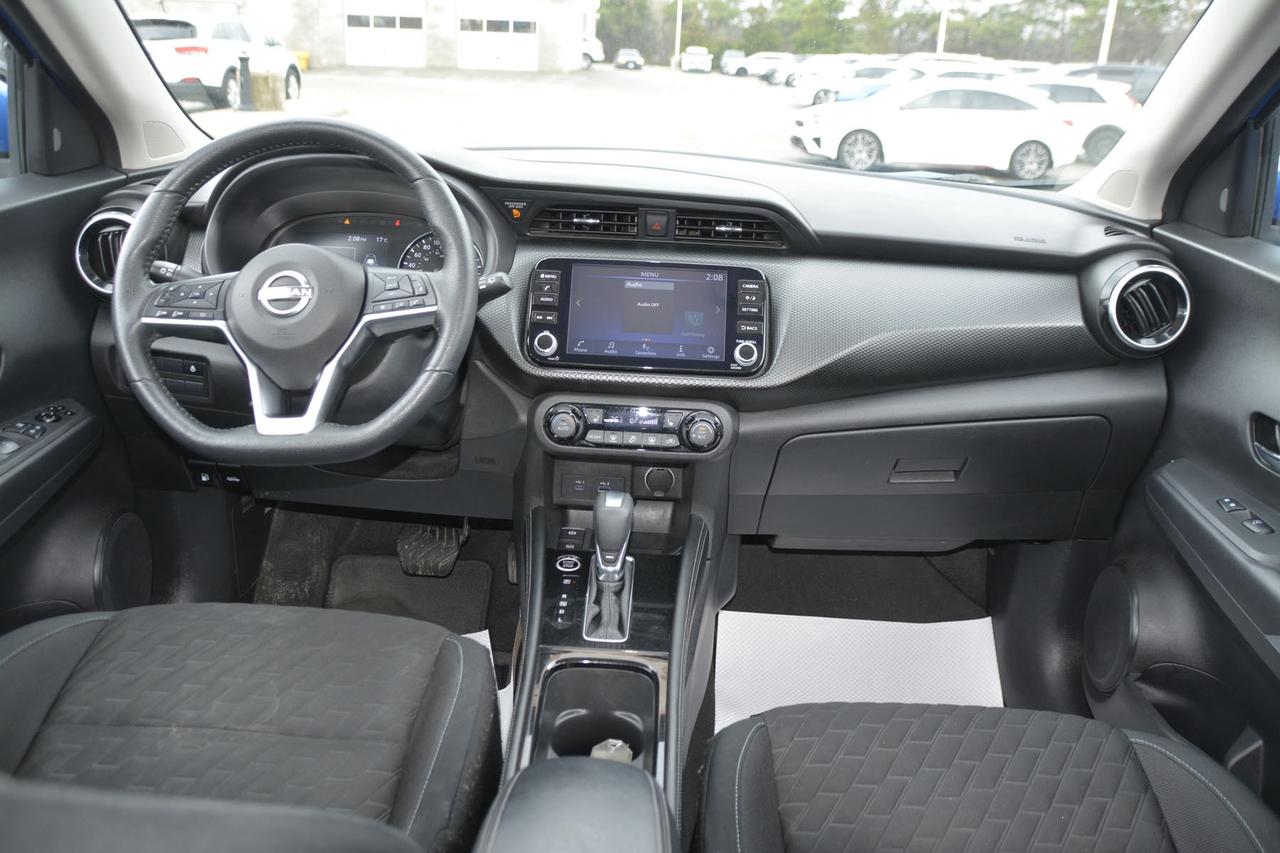 2023 Nissan Kicks SV FWD Photo