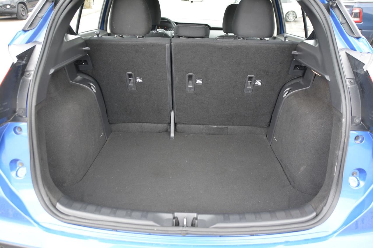 2023 Nissan Kicks SV FWD Photo