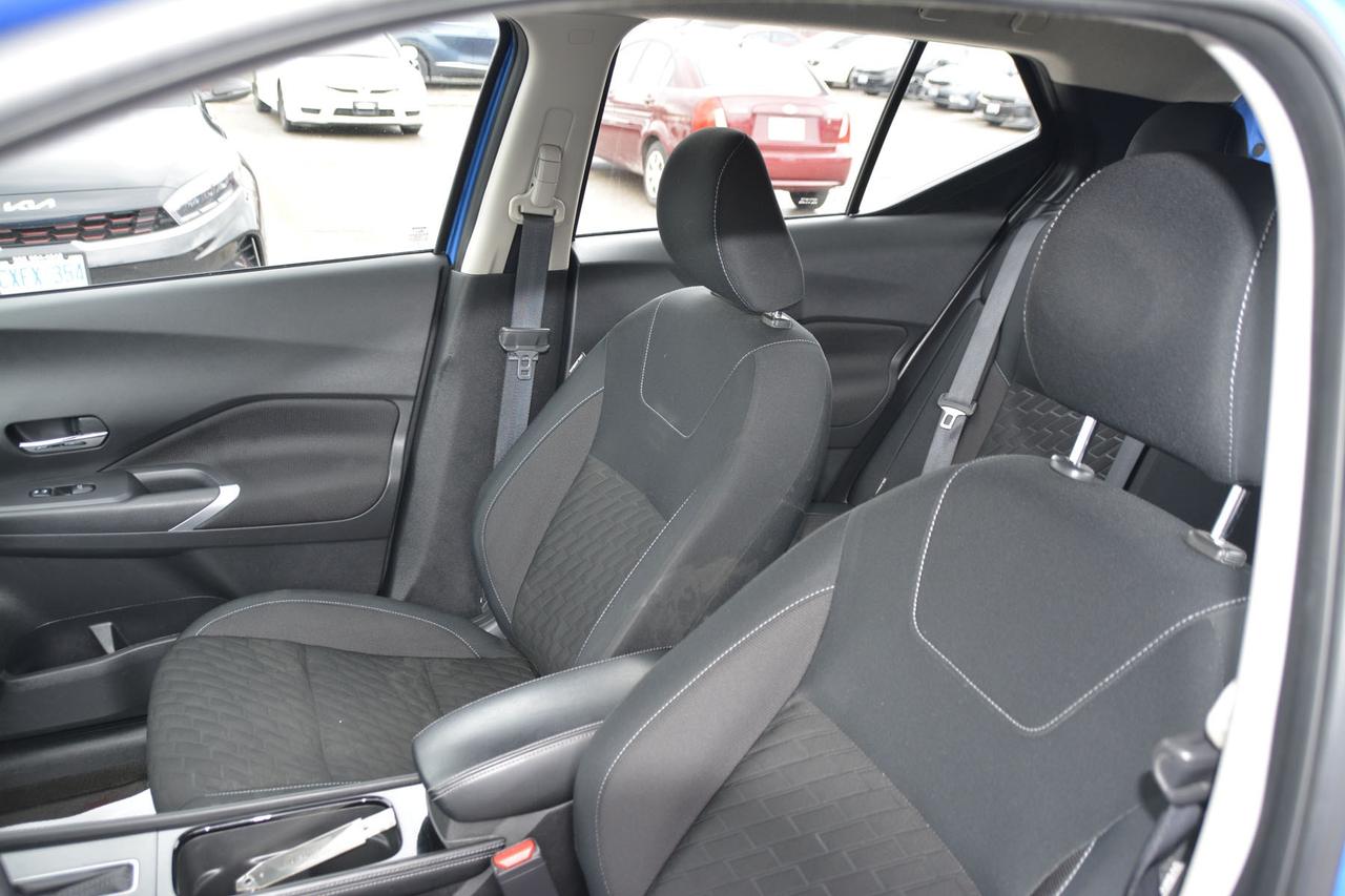 2023 Nissan Kicks SV FWD Photo