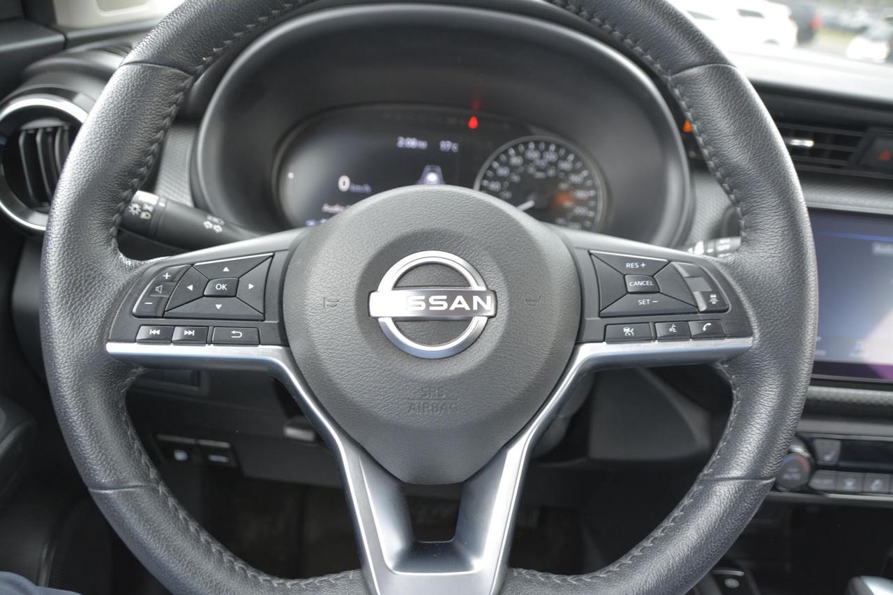 2023 Nissan Kicks SV FWD Photo