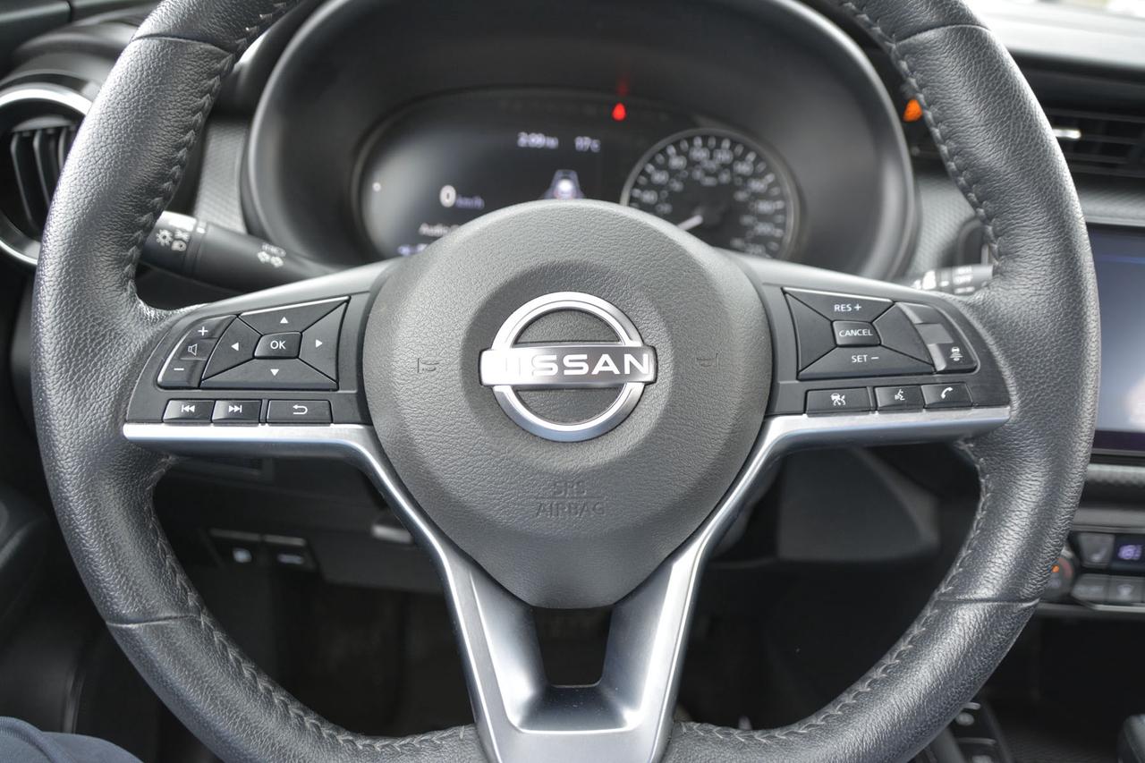 2023 Nissan Kicks SV FWD Photo