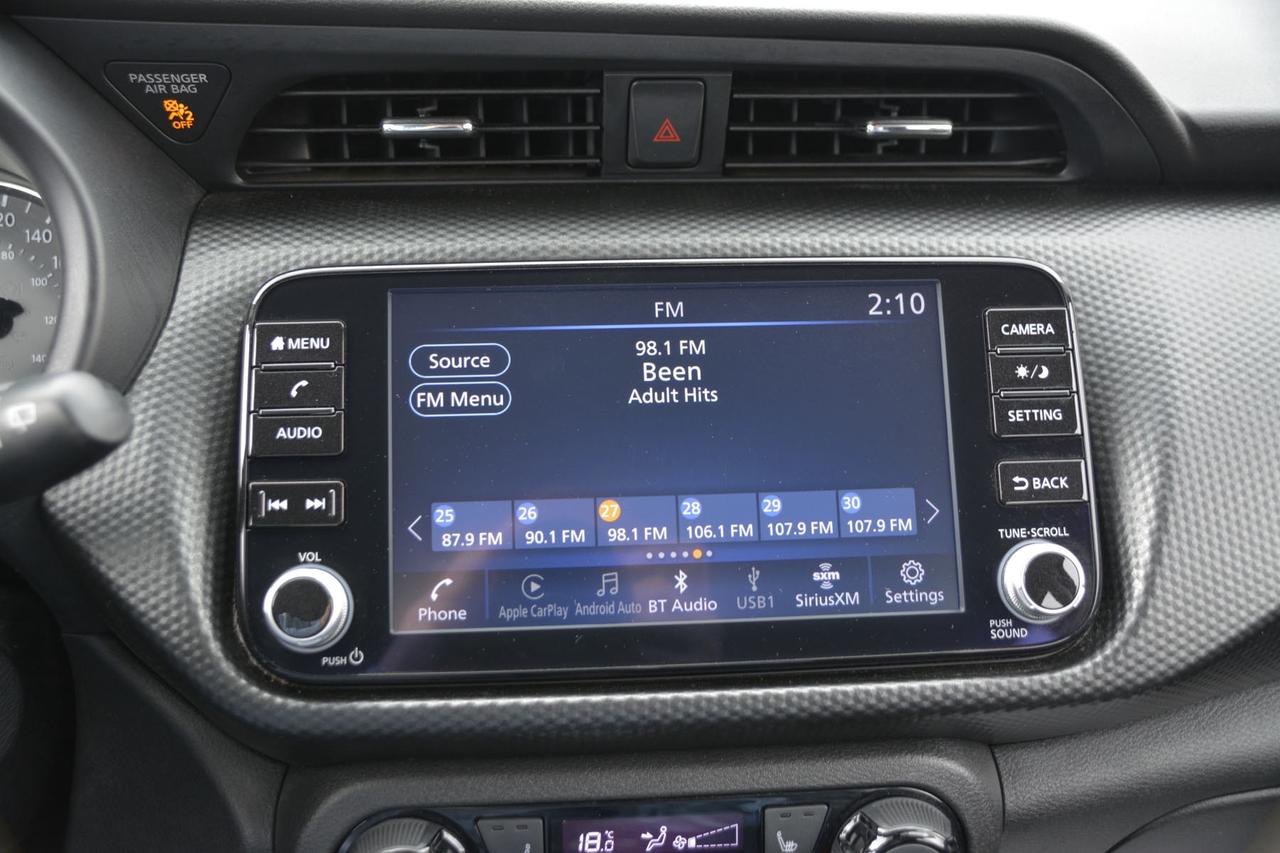 2023 Nissan Kicks SV FWD Photo