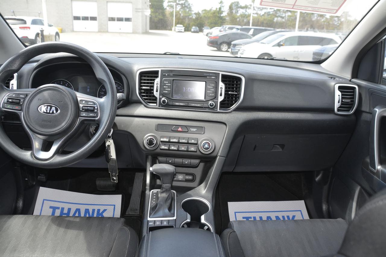 2017 Kia Sportage AWD 4DR LX Photo4
