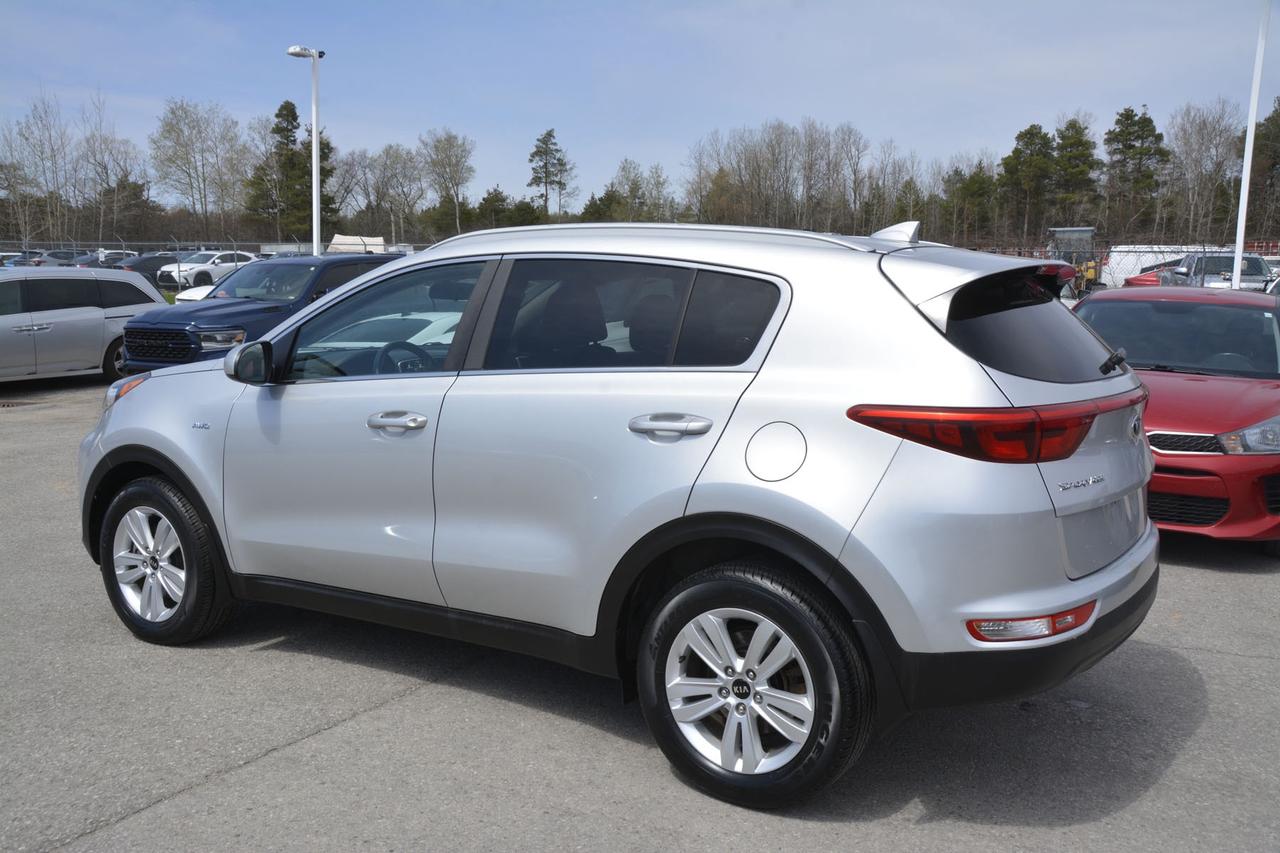 2017 Kia Sportage AWD 4DR LX Photo2