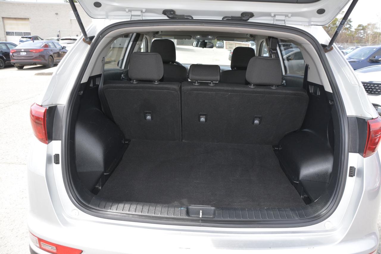 2017 Kia Sportage AWD 4DR LX Photo
