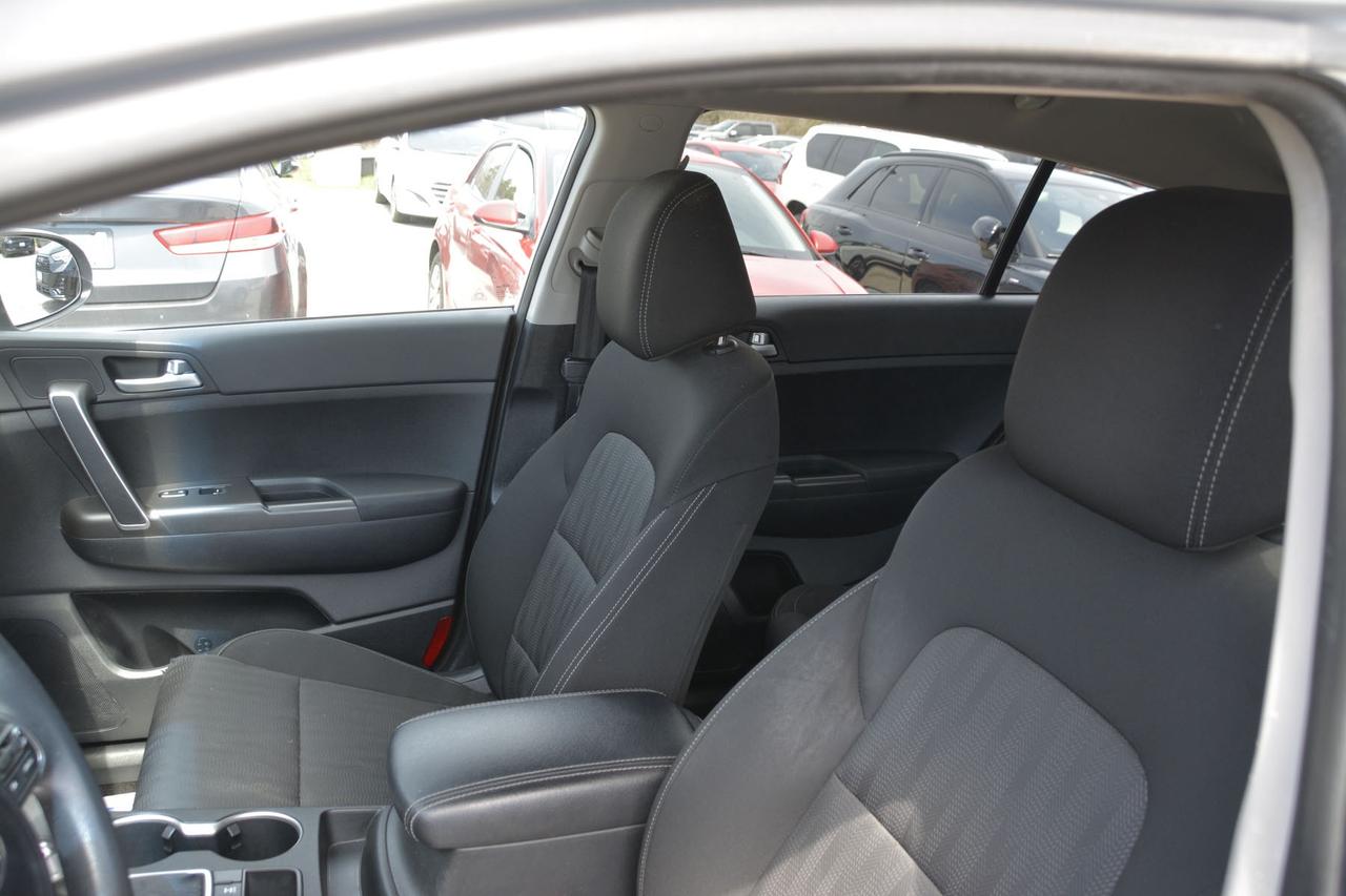 2017 Kia Sportage AWD 4DR LX Photo